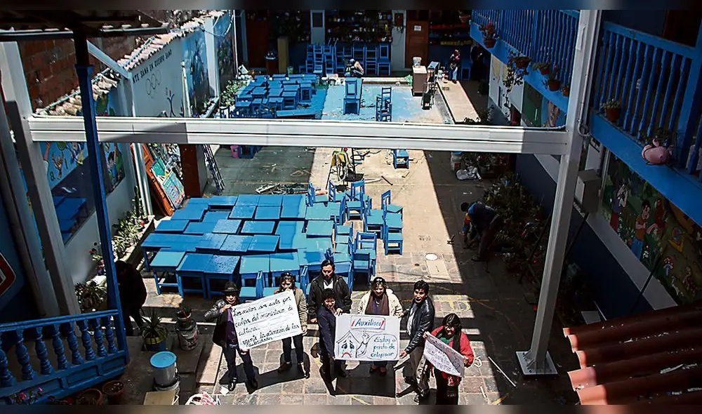 Alumnos de Cusco en riesgo por daños en colegio Alumnos de Cusco en riesgo por daños en colegio