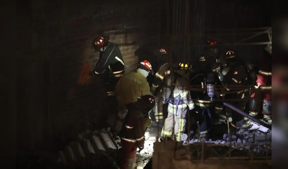 Incendio se registra cerca a la autopista Ramiro Prialé. / Créditos: Jorge Cerdan Incendio se registra cerca a la autopista Ramiro Prialé. / Créditos: Jorge Cerdan