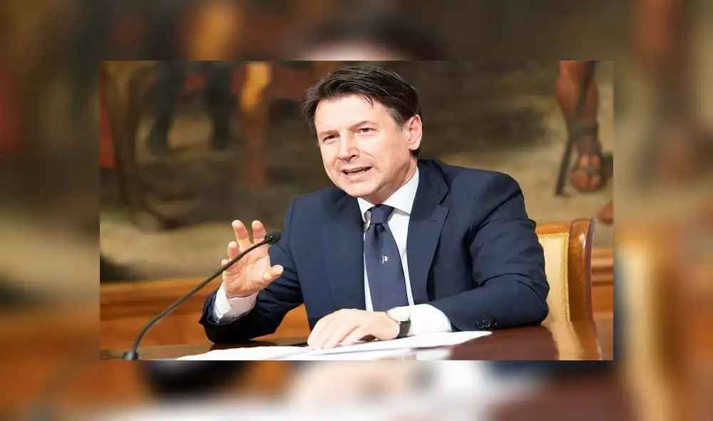 Conte advirtió que aún no está contenido el brote, por lo cual evaluarán constantemente la curva. Foto: Palacio Chigi (EFE) Conte advirtió que aún no está contenido el brote, por lo cual evaluarán constantemente la curva. Foto: Palacio Chigi (EFE)