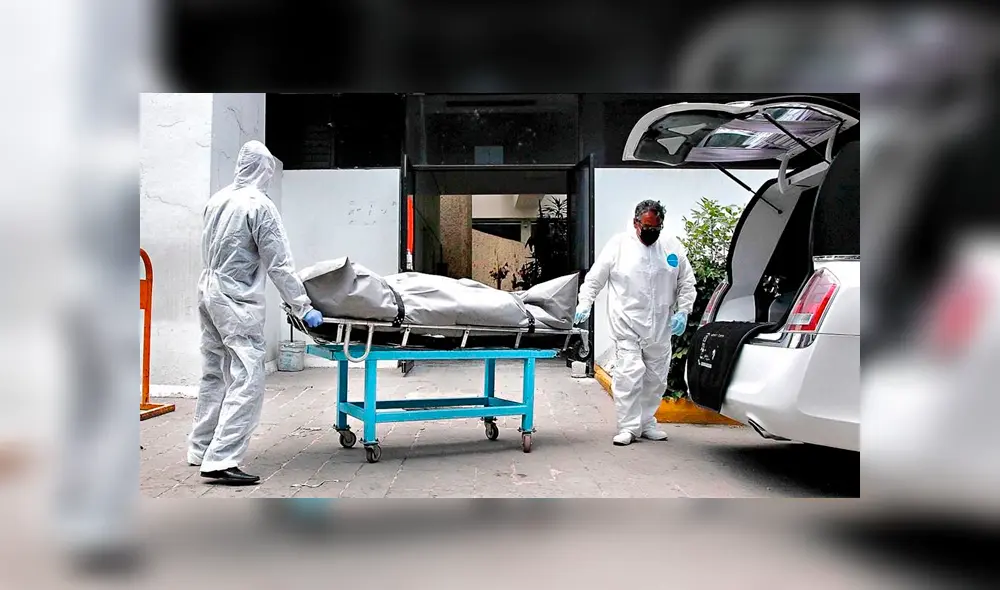 El cuerpo del doctor fue retirado del hospital en el que trabajó tres años para ser llevado a un crematorio. (Foto: Especial) El cuerpo del doctor fue retirado del hospital en el que trabajó tres años para ser llevado a un crematorio. (Foto: Especial)