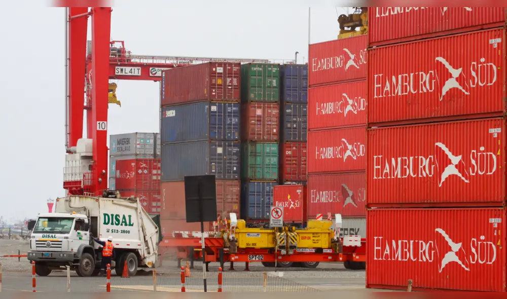 Exportaciones sufren efectos de la guerra comercial