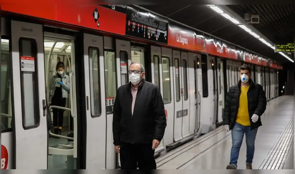 El Govern indicó que se limitará el acceso al metro para evitar contagios de COVID-19. (Foto: La Vanguardia) El Govern indicó que se limitará el acceso al metro para evitar contagios de COVID-19. (Foto: La Vanguardia)