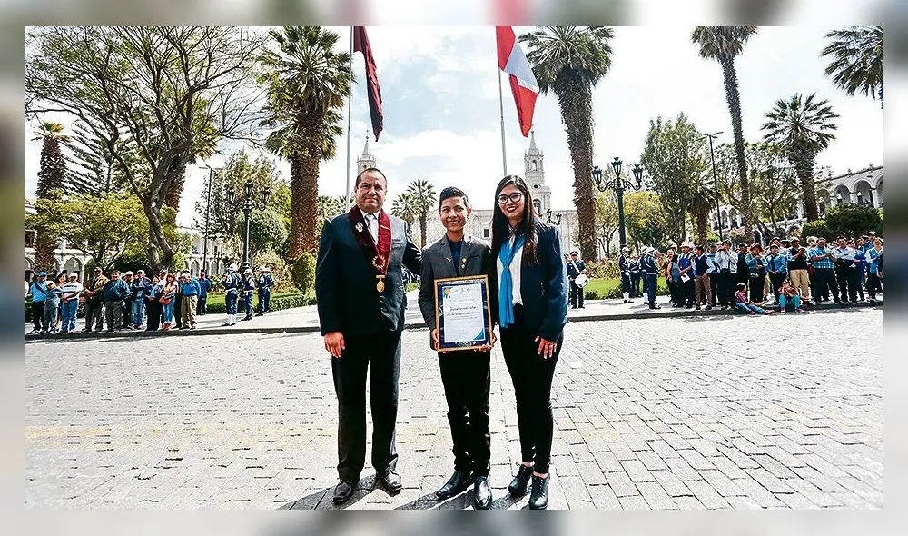 NIÑO BANQUERO NIÑO BANQUERO