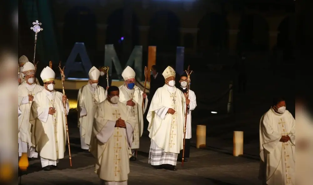 Arzobispado de Lima reconició a los héroes de primera línea. Foto: Felix Contreras.  GLR.