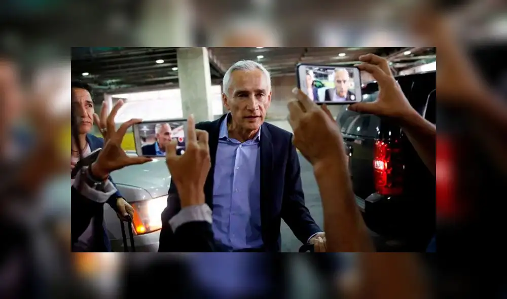 Venezuela: régimen de Nicolás Maduro deporta a periodistas de Univisión Venezuela: régimen de Nicolás Maduro deporta a periodistas de Univisión