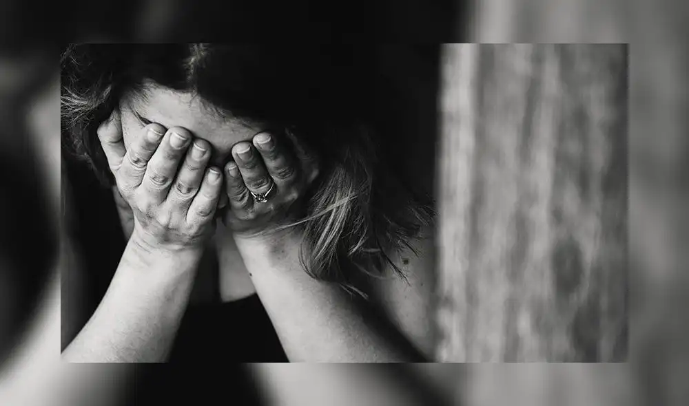 Docente universitaria es abusada por cuatro colegas luego de fiesta [VIDEO]