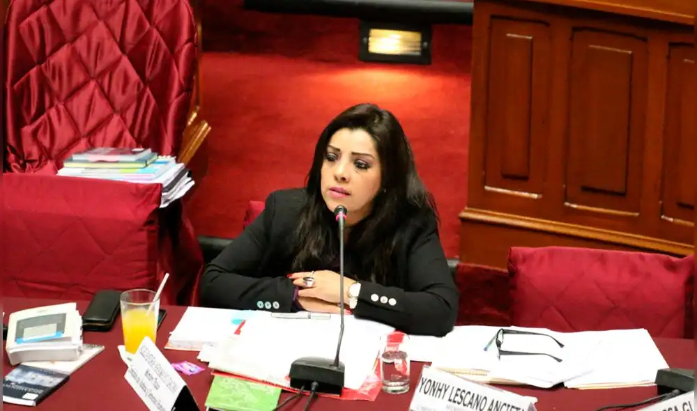 Fujimorista Aramayo presentó proyecto que beneficiaría a minería ilegal