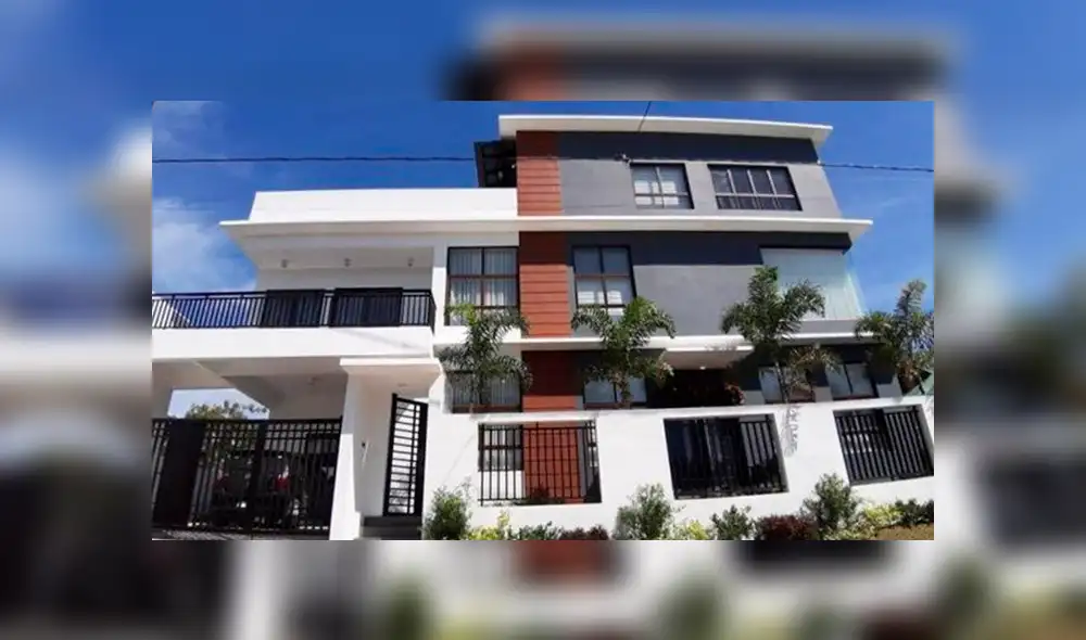 En Facebook, un joven fue adoptado por una humilde familia y 25 años después los quiso recompensar con una casa.