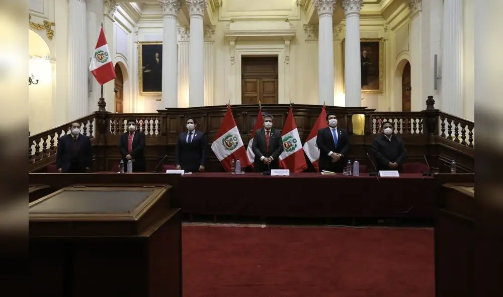 Mesa Directiva Foto: Jorge Cerdán / La República