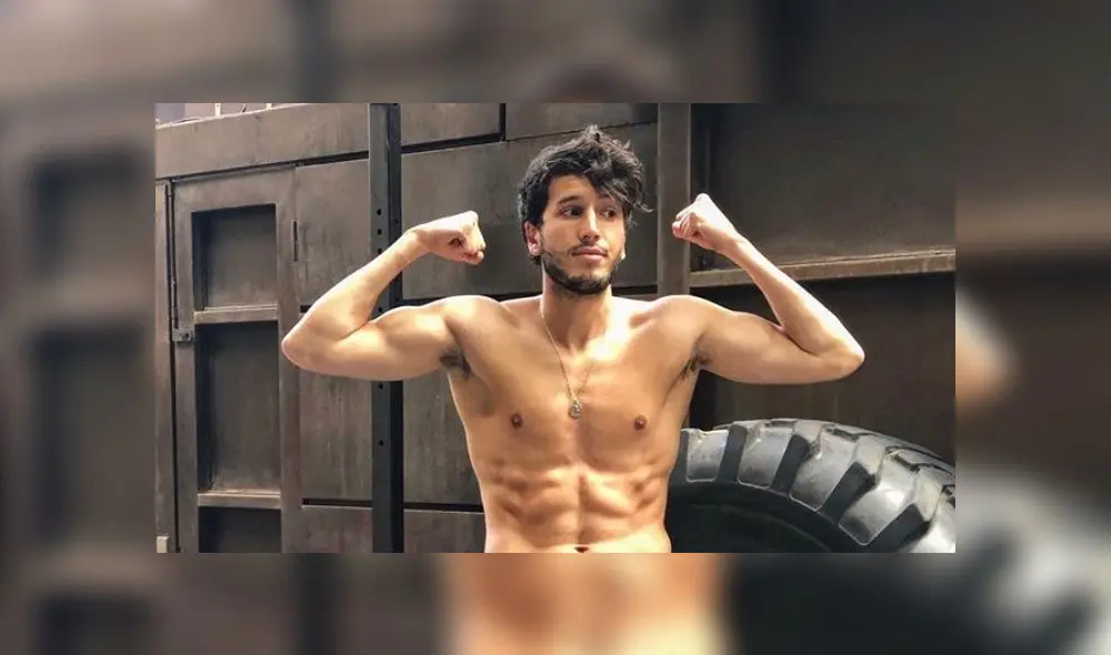 Sebastián Yatra recupera barba y presume musculatura en Instagram