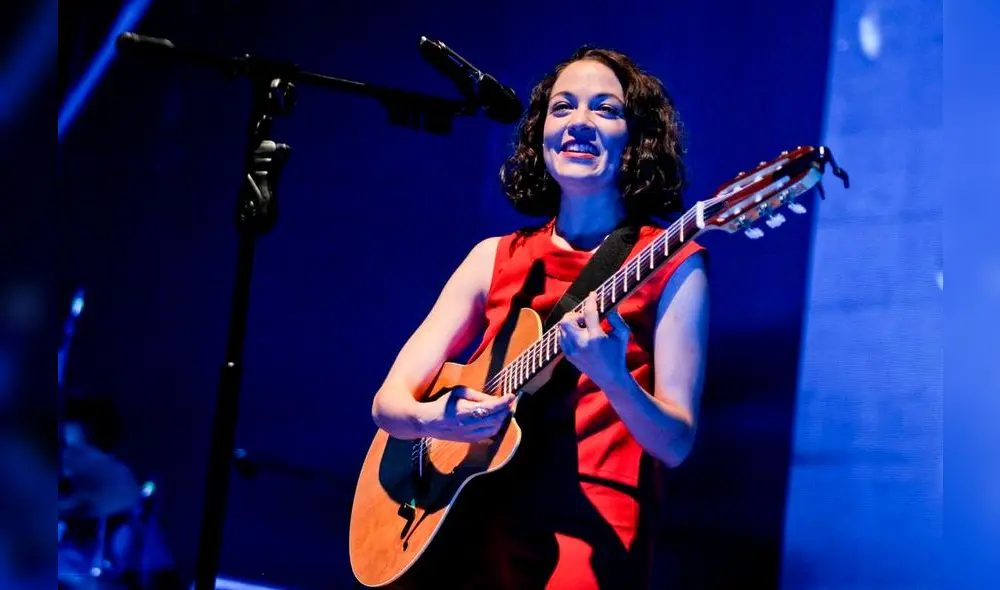 Natalia Lafourcade.
