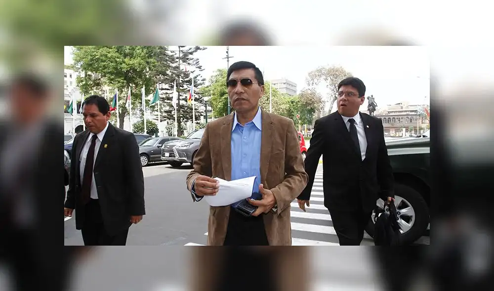 Juez de Puno aprueba levantar inmunidad de Moisés Mamani Juez de Puno aprueba levantar inmunidad de Moisés Mamani