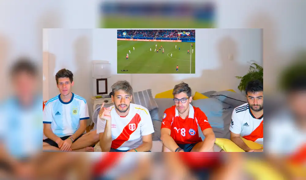 El grupo de jóvenes argentinos, conocidos como 'Los Displicentes' tuvieron una emotiva reacción al partido entre Perú y Chile.