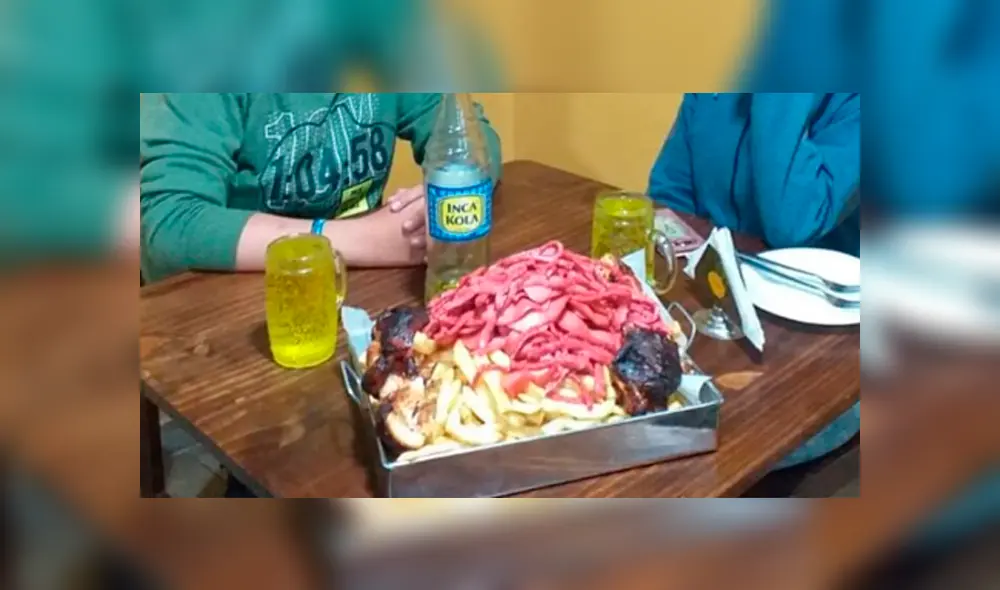 Vía Facebook: pareja peruana consume mega salchipapa de 3 kilos y este fue el resultado [VIDEO]