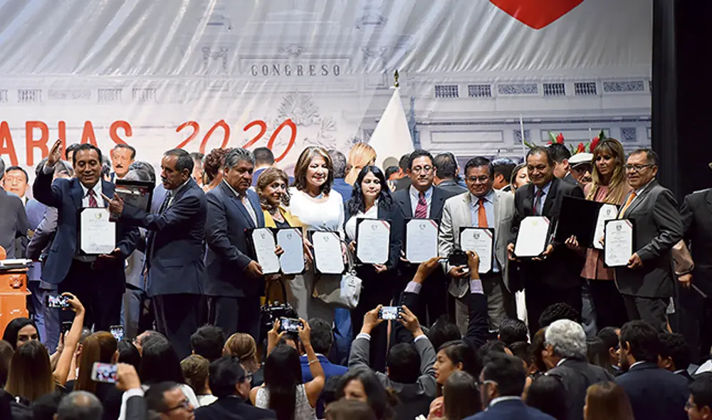 Fujimorismo. Reducidos a 15 integrantes, bancada ‘naranja’ no dio muchos visos de diálogo. Foto: Melissa Merino