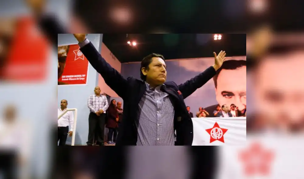 Elías Rodríguez tras denuncias: "De repente se están mirando al espejo" Elías Rodríguez tras denuncias: "De repente se están mirando al espejo"