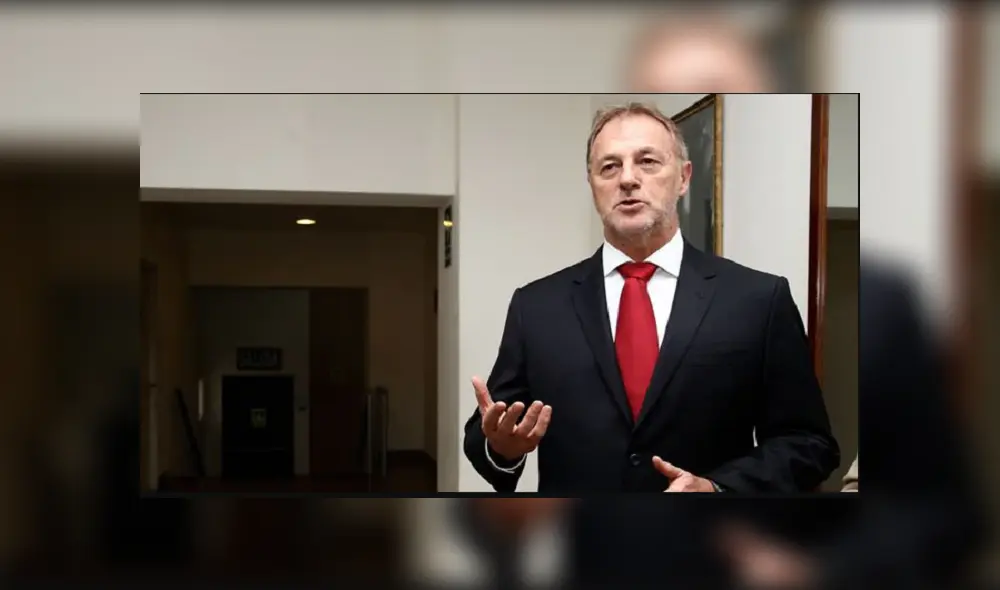 El alcalde de Lima exhortó a la población "más civismo" para que 'Pico y placa' tenga éxito.