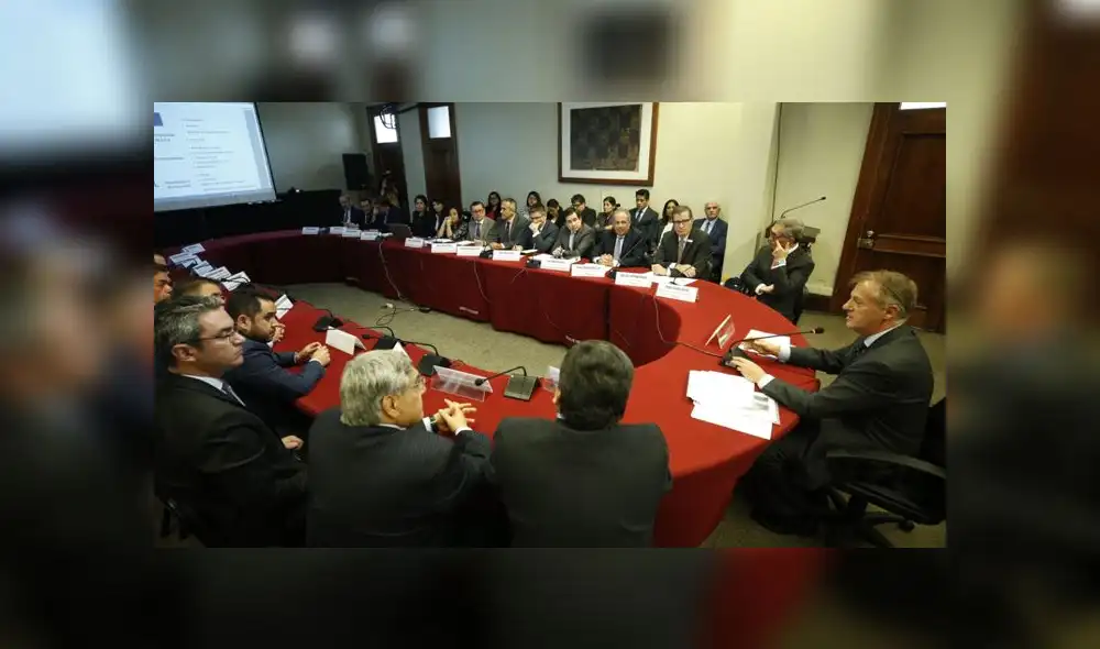 Jorge Muñoz anunció nuevas reuniones con operadores del Metropolitano [VIDEO]