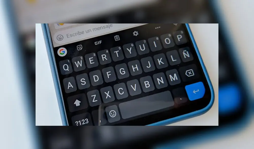 El problema sería originado por un fallo de actualización del teclado de Google. El problema sería originado por un fallo de actualización del teclado de Google.