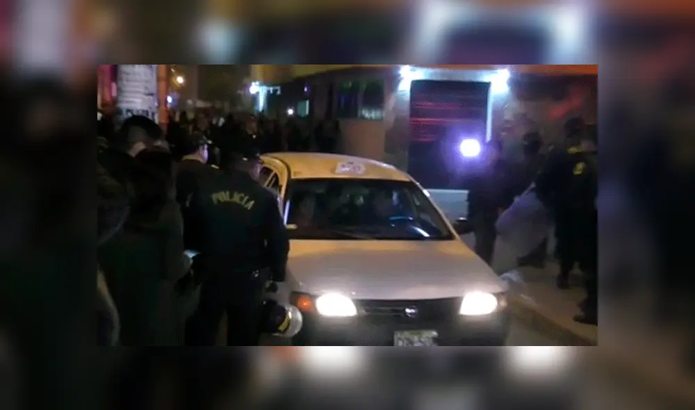 Los agentes policiales realizaron la reconstrucción de los hechos. Foto: El Popular/Félix Contreras