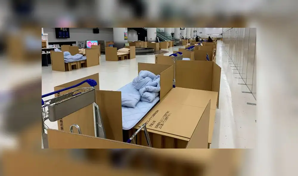 Aeropuerto de Japón se convierte en hotel con camas de cartón por el coronavirus Aeropuerto de Japón se convierte en hotel con camas de cartón por el coronavirus