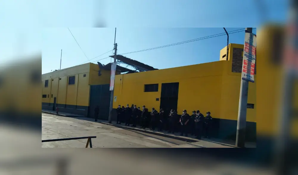 Así luce el mercado de frutas en La Victoria durante un día de inmovilización total [VIDEO] 