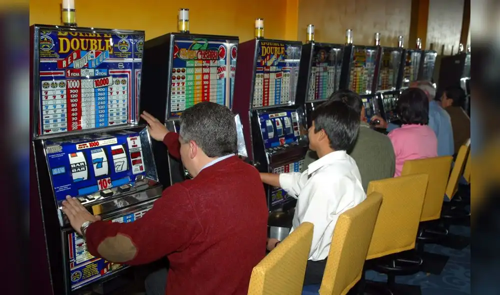 MEF publicó reglamento para aplicar ISC a casinos y tragamonedas en 2019
