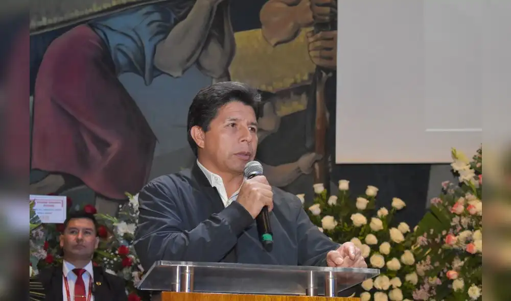 Pedro Castillo señaló que el legado a Mario Huamán en un llamado a la unidad de los obreros del Perú. Foto: FTCCP Pedro Castillo señaló que el legado a Mario Huamán en un llamado a la unidad de los obreros del Perú. Foto: FTCCP