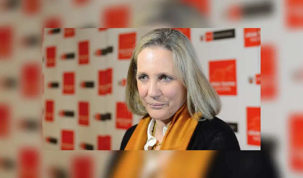 Diana Alvarez Calderon Diana Alvarez Calderon