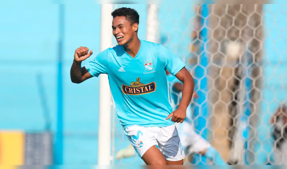 Futbolista de Sporting Cristal daría el salto a importante liga de Europa