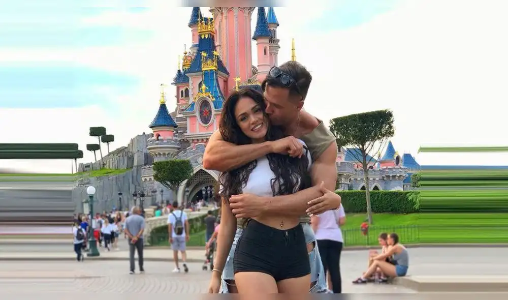 Fabio Agostini olvida a Mayra Goñi y besa apasionadamente a otra mujer