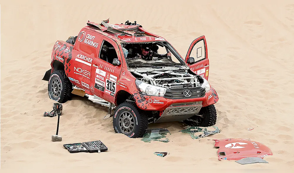 Dakar: Nicolás Fuchs domina las dunas