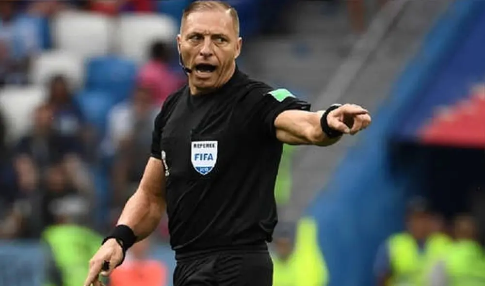 Néstor Pitana, de nacionalidad argentina, ha dirigido partidos en el Mundial Rusia 2018. | Foto: AFP