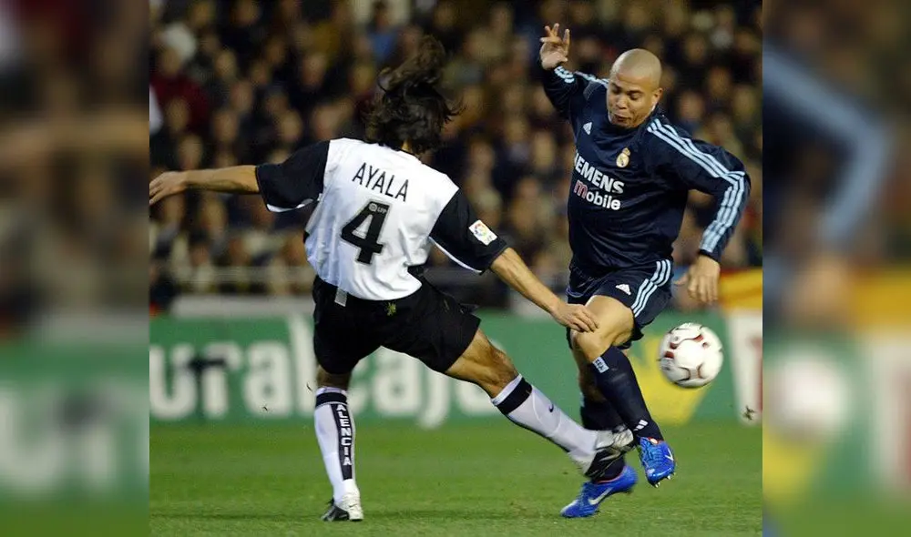 Ayala (Valencia) y Ronaldo (Real Madrid) durante uno de sus cruces en España. Ayala (Valencia) y Ronaldo (Real Madrid) durante uno de sus cruces en España.