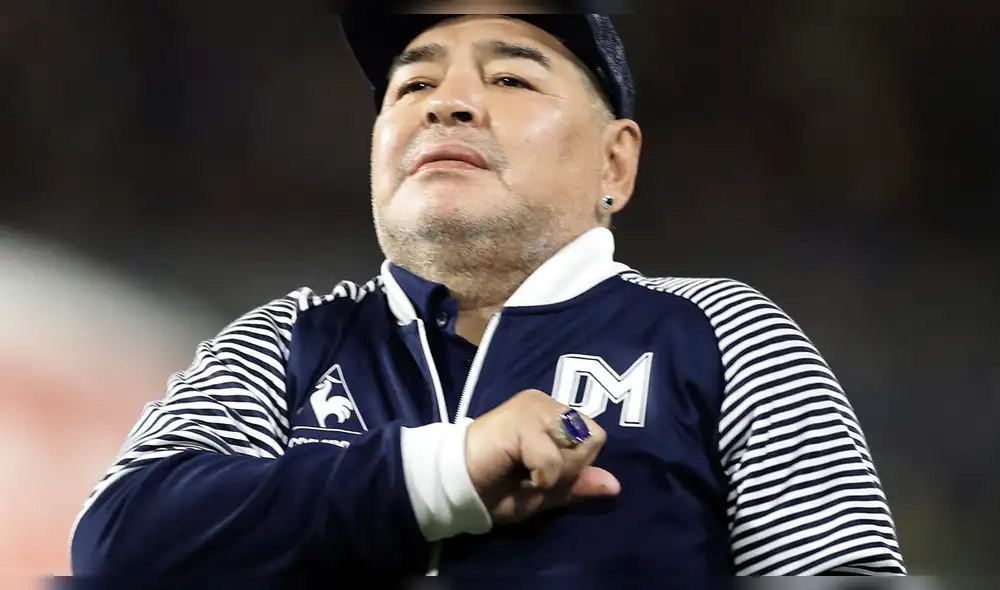 Maradona se une a campaña de donación de sangre en medio de la pandemia por coronavirus. FOTO: AFP Maradona se une a campaña de donación de sangre en medio de la pandemia por coronavirus. FOTO: AFP