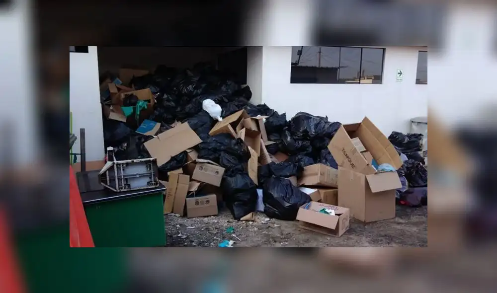 Municipalidad de Ate asegura que no puede recoger bolsas porque contienen residuos altamente contaminantes. (Foto: Difusión) Municipalidad de Ate asegura que no puede recoger bolsas porque contienen residuos altamente contaminantes. (Foto: Difusión)