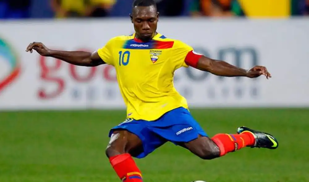 Walter Ayoví, exjugador de la selección de Ecuador. Walter Ayoví, exjugador de la selección de Ecuador.