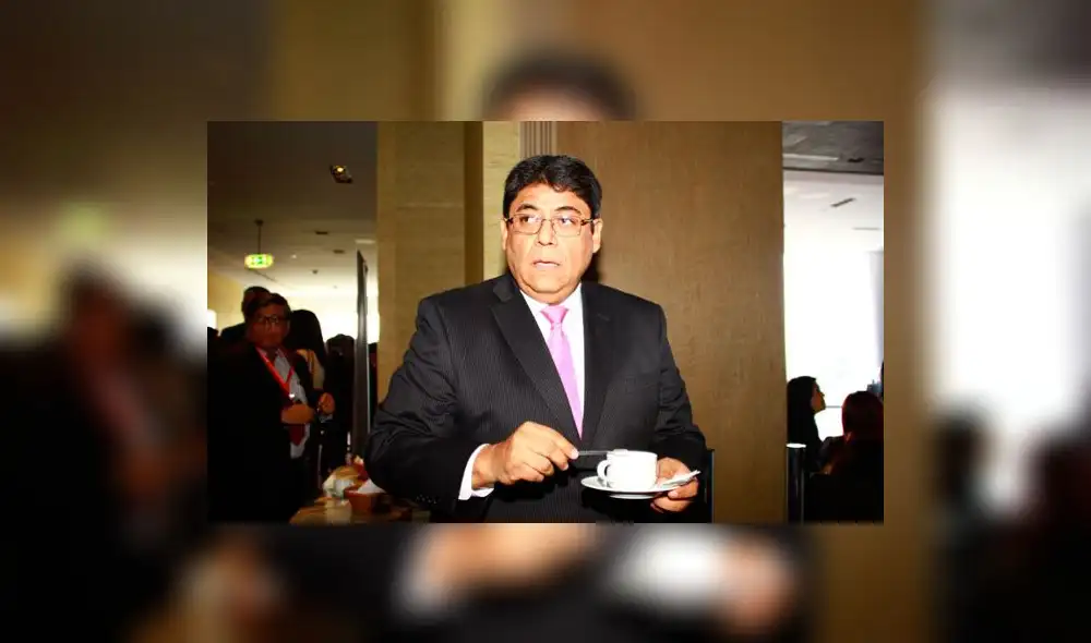 Elmer Cuba: "Chinchero para el Gobierno equivale a Conga para Humala"