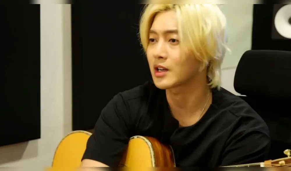 Desliza para ver más fotos de Kim Hyun Joong sobre su concierto online. Créditos: Instagram Desliza para ver más fotos de Kim Hyun Joong sobre su concierto online. Créditos: Instagram