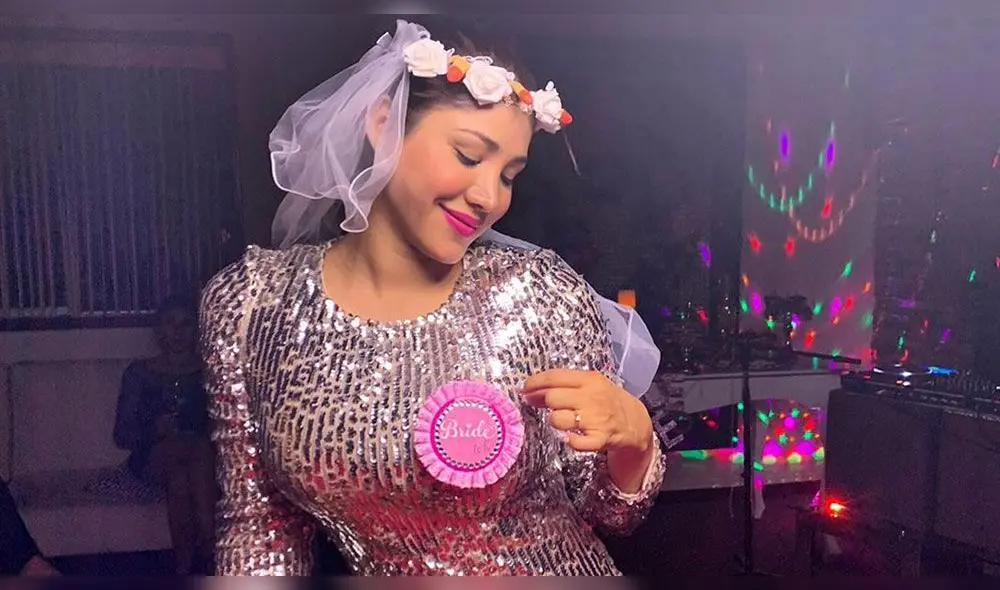 La exfigura de Latina dio su opinión sobre la majestuosa boda de la ex de 'Brad Pizza'.