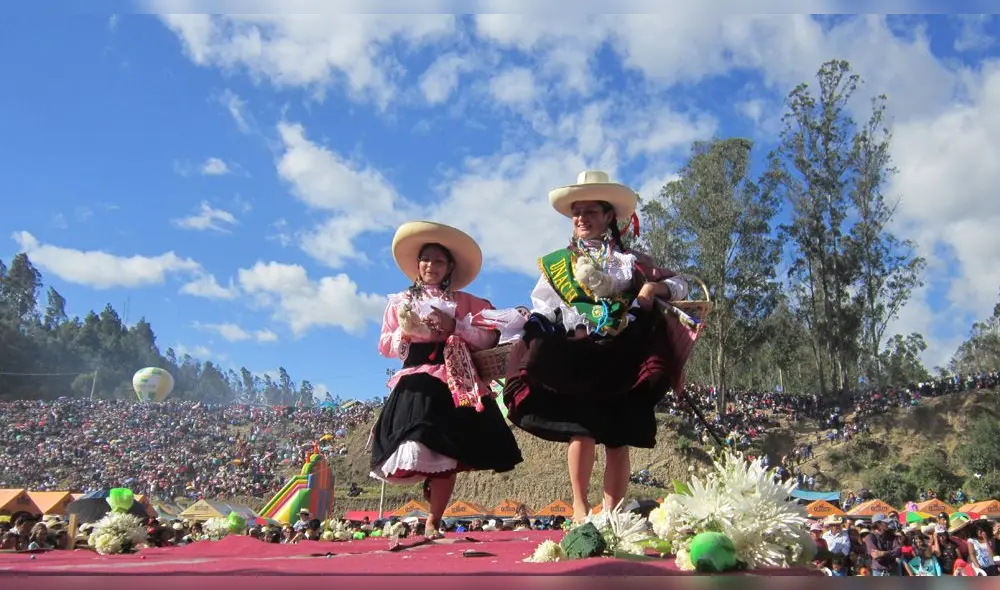 Elección de la Flor del Chot en Sanjuanpampa Elección de la Flor del Chot en Sanjuanpampa