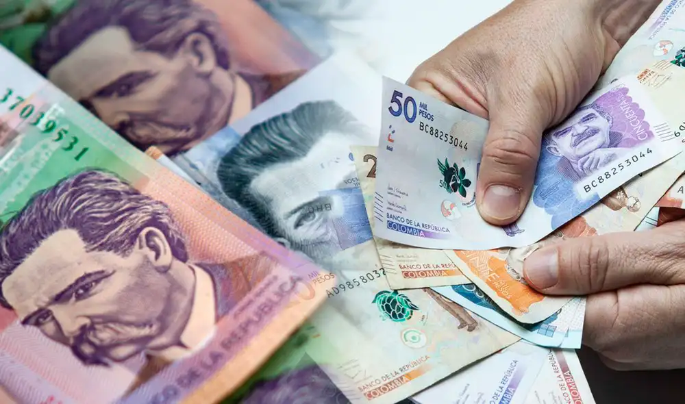 La prima se recibe como máximo el 20 de diciembre. Foto: composición LR/Nathalia Garzón/Marca La prima se recibe como máximo el 20 de diciembre. Foto: composición LR/Nathalia Garzón/Marca