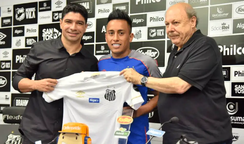 Christian Cueva es el segundo fichaje más caro en la historia del Santos de Brasil, ya que pagaron por el peruano 7 millones de dólares. | Foto: @SantosFC Christian Cueva es el segundo fichaje más caro en la historia del Santos de Brasil, ya que pagaron por el peruano 7 millones de dólares. | Foto: @SantosFC