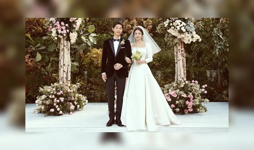 La pareja Song-Song en el día de su boda. El vestido de novia fue confeccionado por Christian Dior.