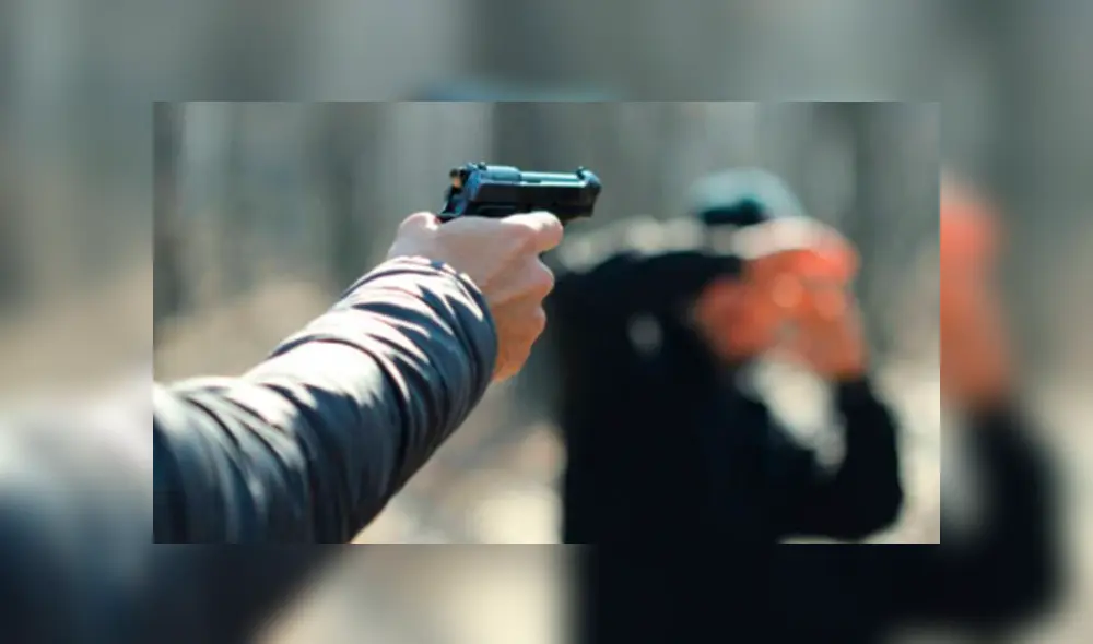 Trabajador de Subway dispara a la madre de su compañera tras disputa por un sándwich