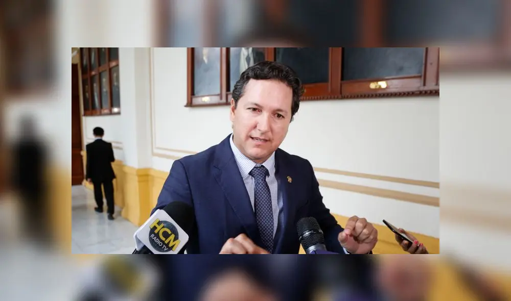 Daniel Salaverry: Renuncia de Daniel Córdova “fortalece al Ejecutivo” Daniel Salaverry: Renuncia de Daniel Córdova “fortalece al Ejecutivo”