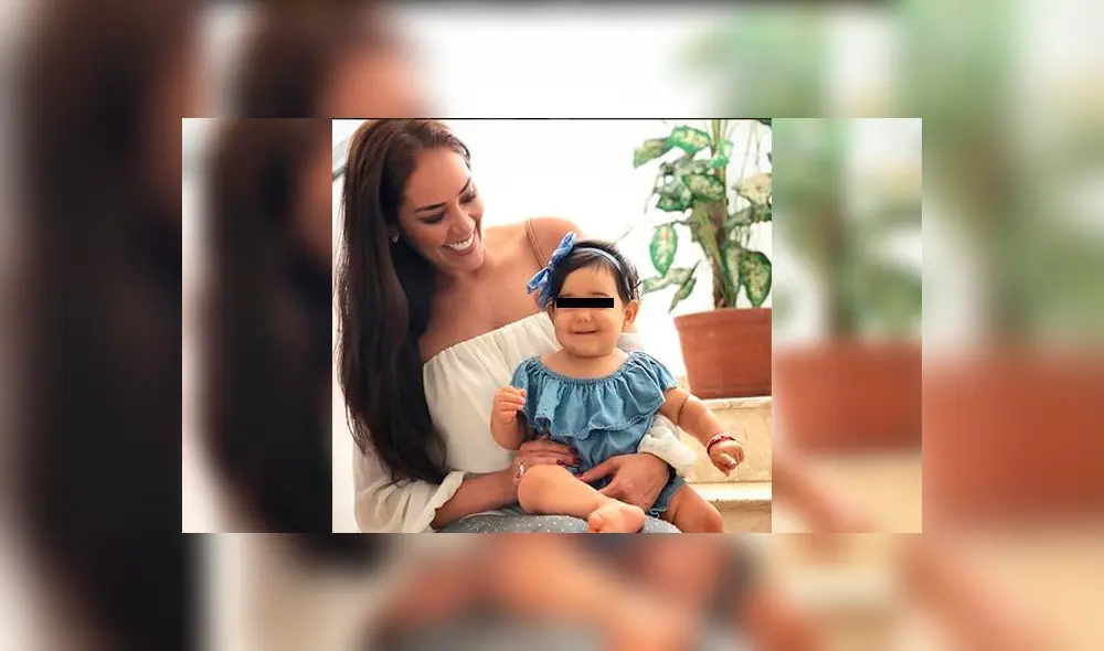 Siete outfits de Antonia, la hija de Karen Schwarz, que te conmoveran