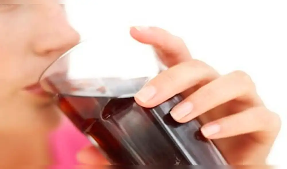 YouTube Viral: Tomó 6 litros de gaseosa al día y así lucen sus dientes [VIDEO]