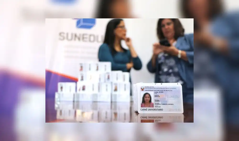 Aún 55 universidades no piden nuevos carnés de medio pasaje Aún 55 universidades no piden nuevos carnés de medio pasaje