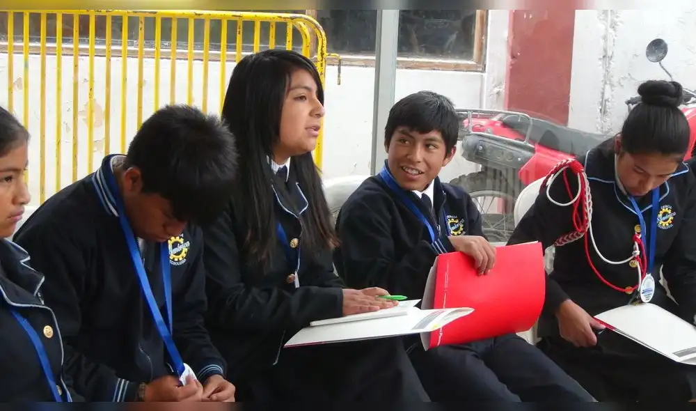 Huancavelica: Crece espectativa por gran final de concurso de argumentación y debate de estudiantes 